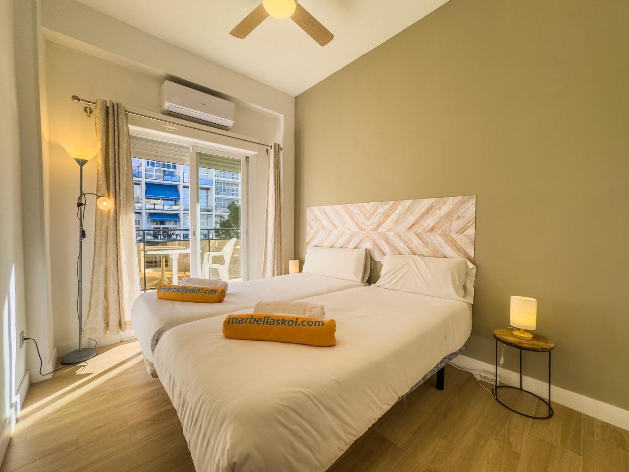 Skol 420C Fantastico 1 Dormitorio Primera Linea De Playa Marbella Exterior photo